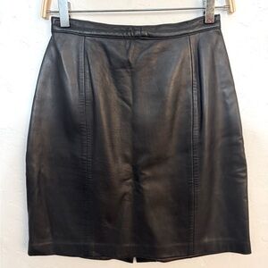 VINTAGE REMY LEATHER SKIRT XS PENCIL SKIRT EUC LINED HIGH WAIST